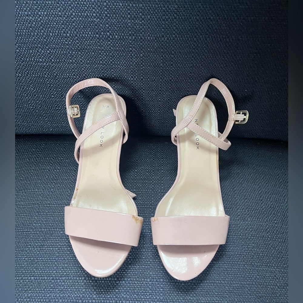 NUDE NEW LOOK KITTEN HEELS